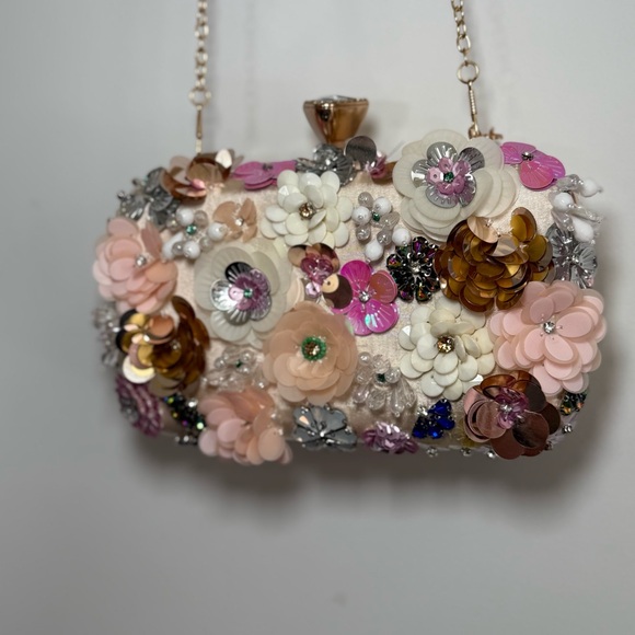 Floral Embellished Clutch Bag - Picture 2 of 7